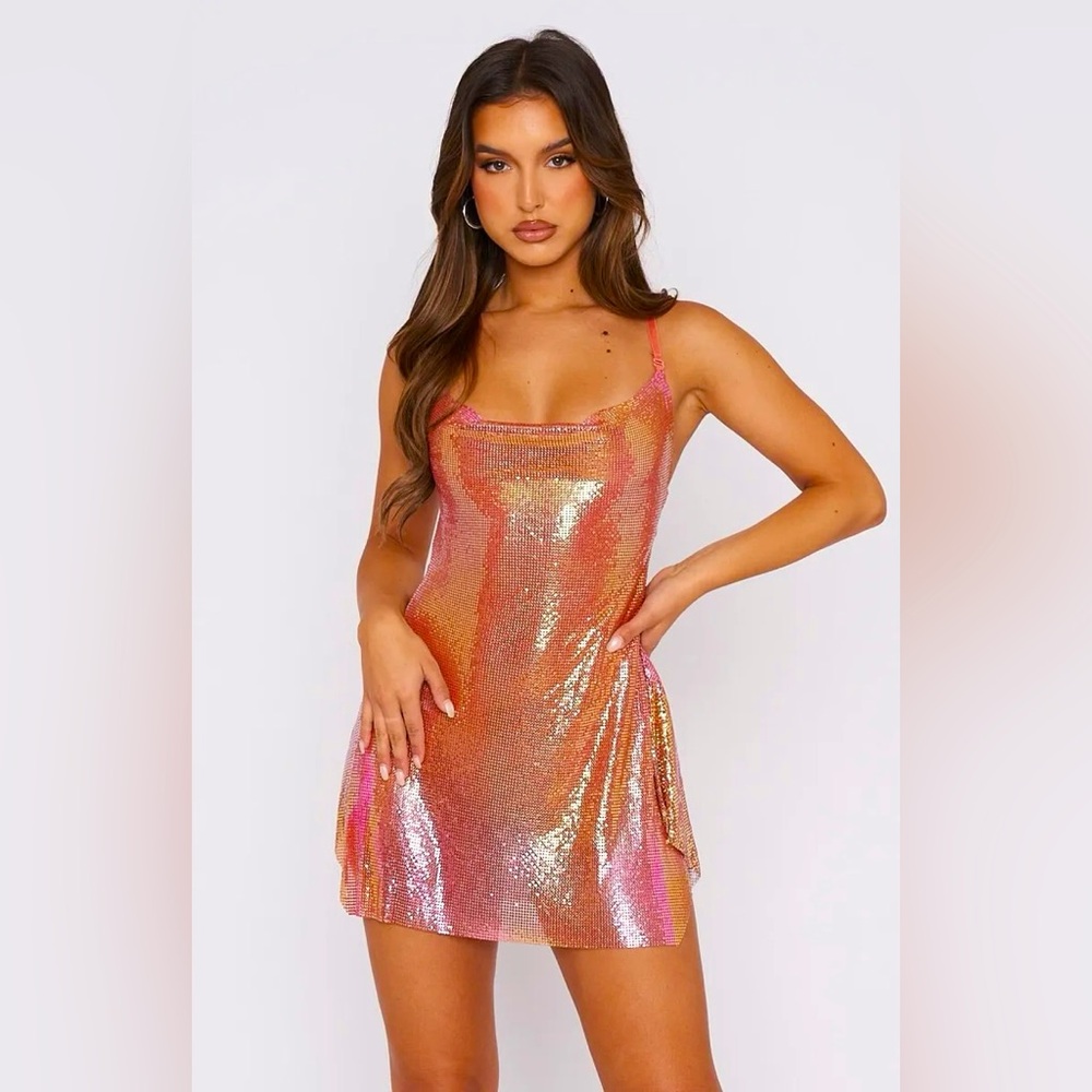 ✨ White Fox Boutique Iconic Image Iridescent Chainmail Mini Dress ✨ OS